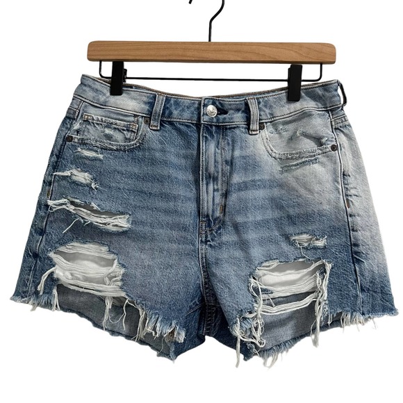 American Eagle Outfitters Pants - American Eagle Outfitters Distressed High Rise Mom Shorts 6